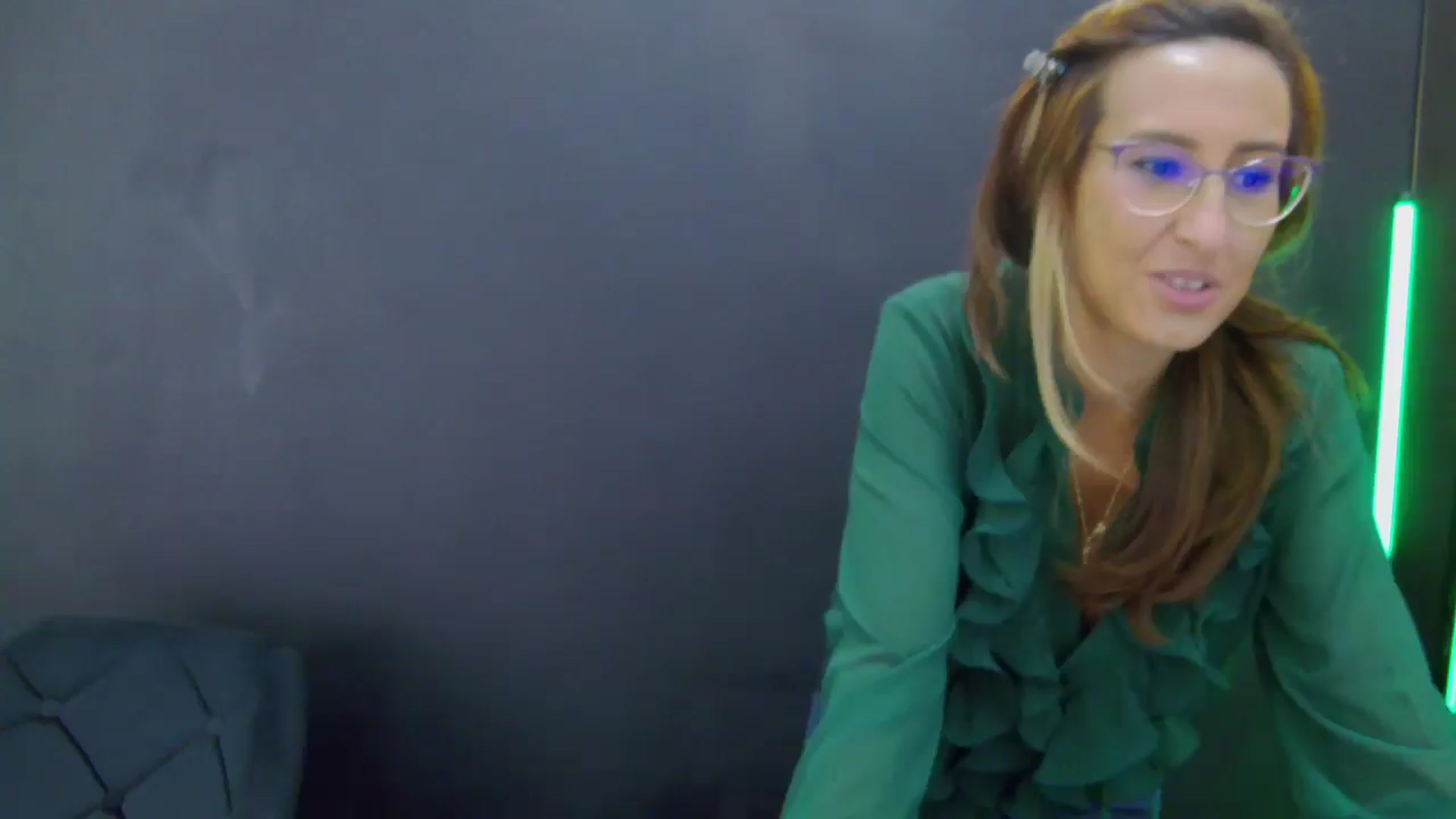 Gallery image thumbnail from LysAddiction's myfreecams stream on, 05/17/2025, 16:08 image 1 of 20