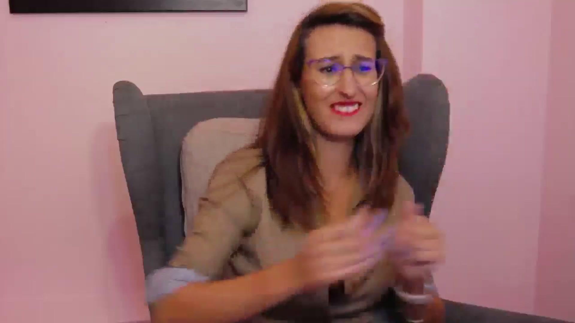 Gallery image thumbnail from LysAddiction's myfreecams stream on, 05/21/2025, 18:15 image 7 of 20