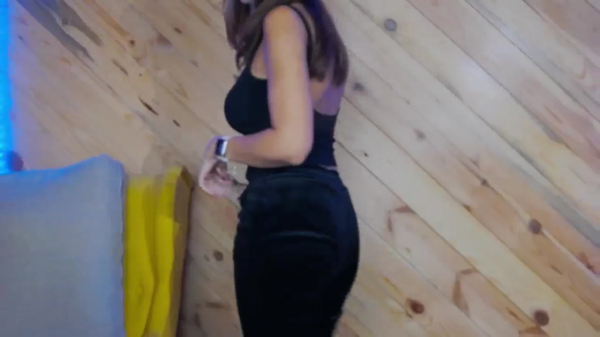 Gallery image thumbnail from LysAddiction's myfreecams stream on, 05/25/2025, 16:51 image 12 of 20