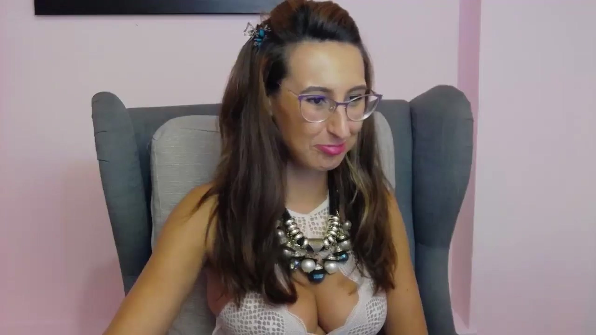 Gallery image thumbnail from LysAddiction's myfreecams stream on, 05/26/2025, 18:13 image 16 of 20