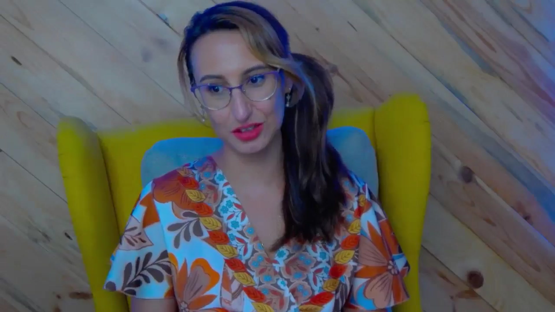 Gallery image thumbnail from LysAddiction's myfreecams stream on, 06/08/2025, 15:57 image 19 of 20
