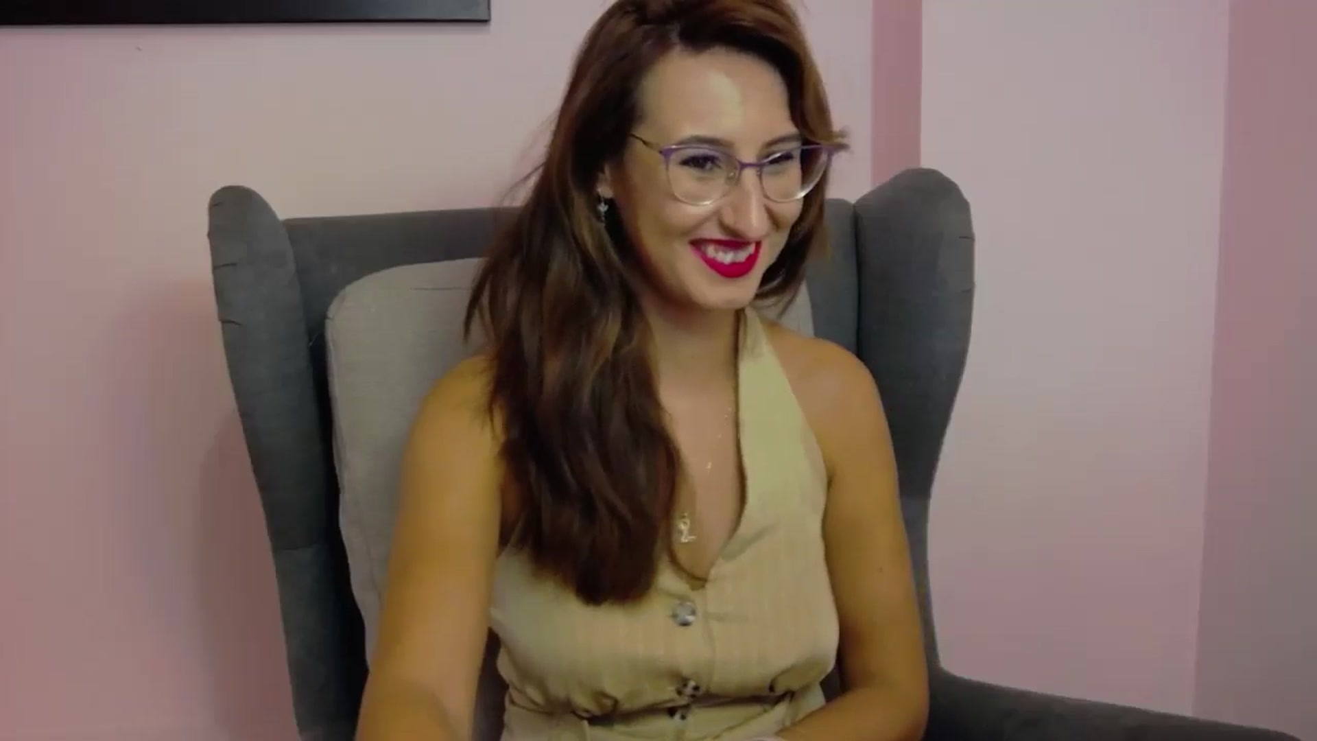 Gallery image thumbnail from LysAddiction's myfreecams stream on, 06/17/2025, 15:45 image 10 of 20