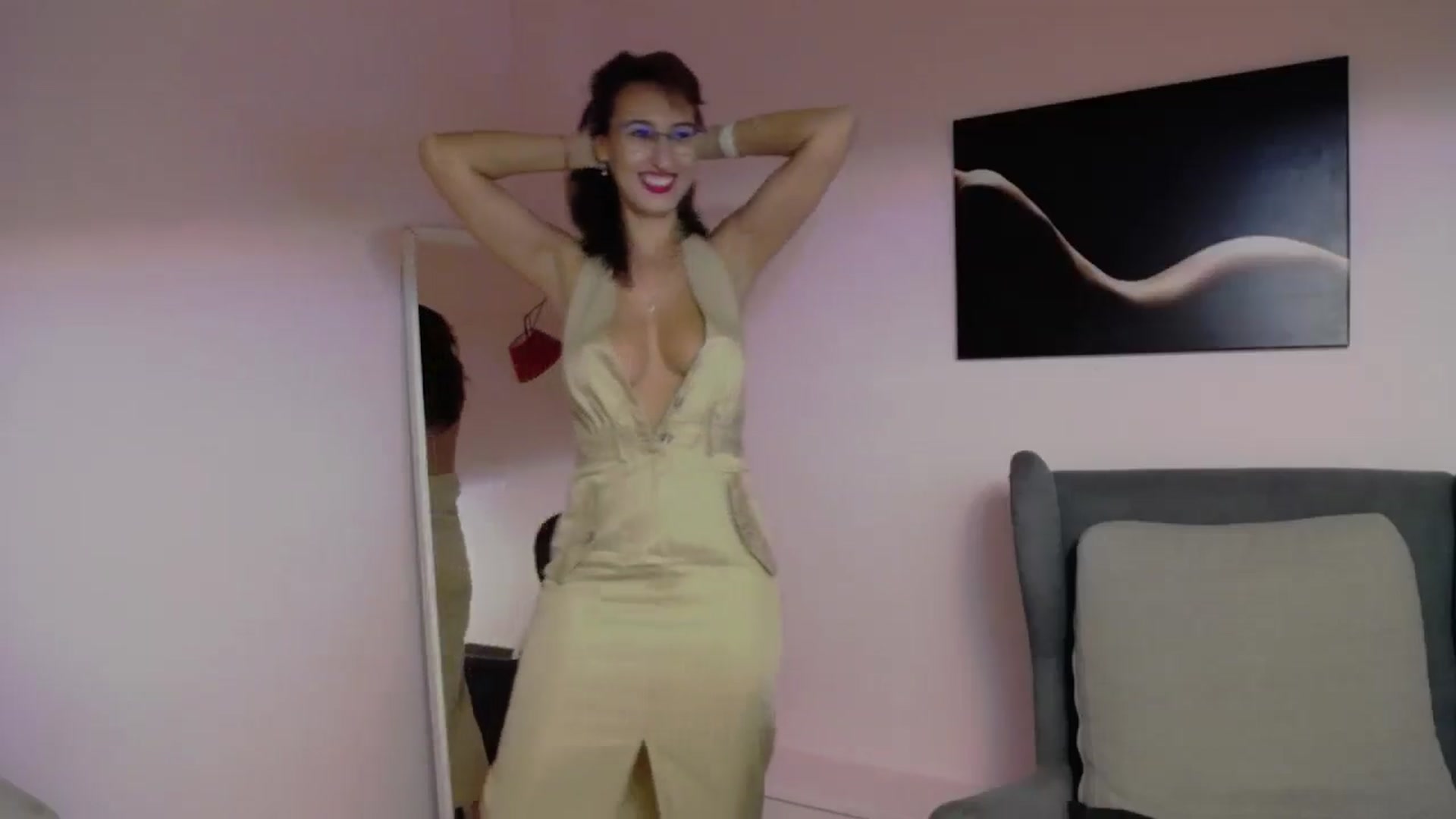 Gallery image thumbnail from LysAddiction's myfreecams stream on, 06/17/2025, 19:09 image 2 of 20