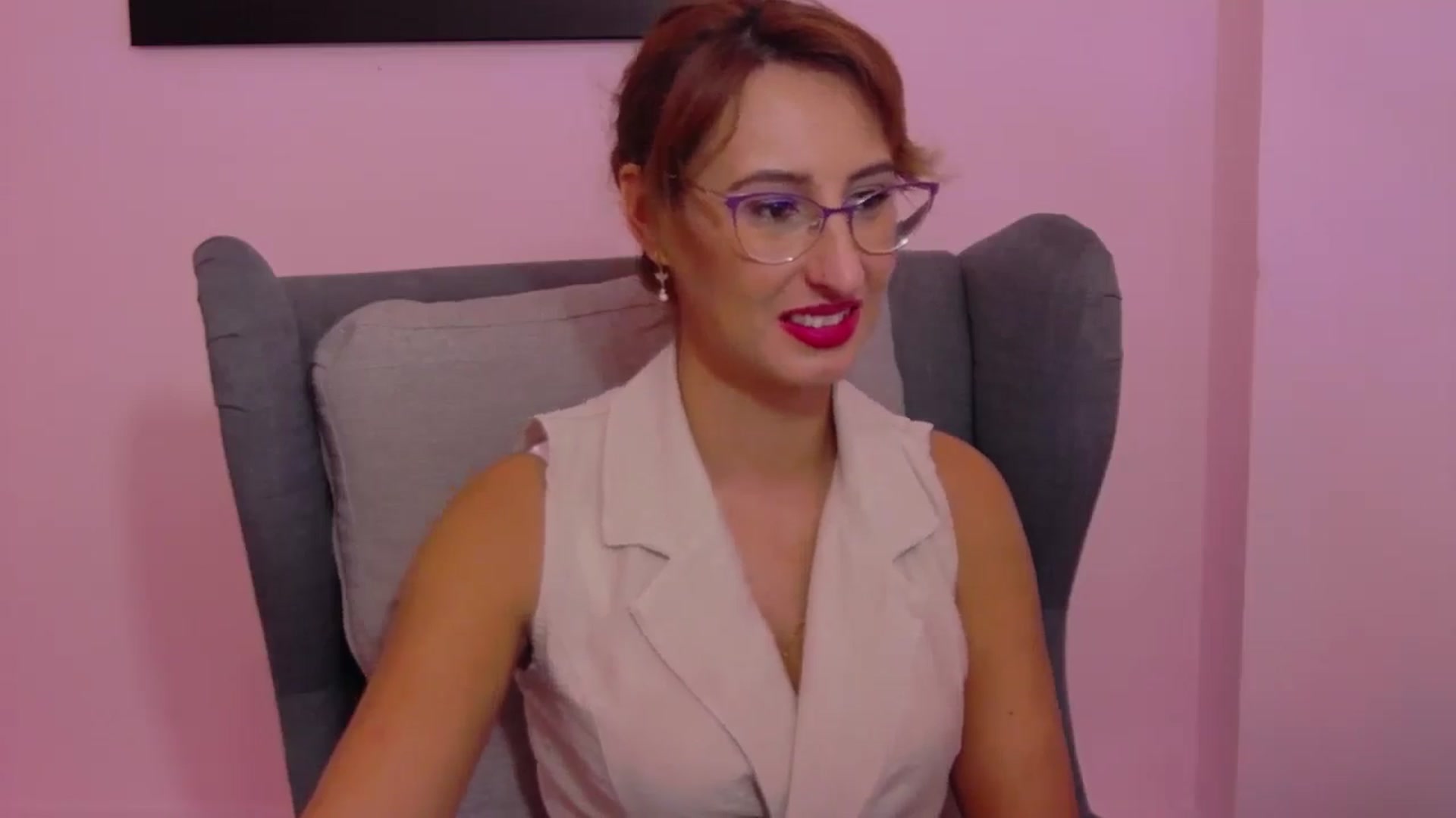 Gallery image thumbnail from LysAddiction's myfreecams stream on, 07/05/2025, 16:35 image 17 of 20