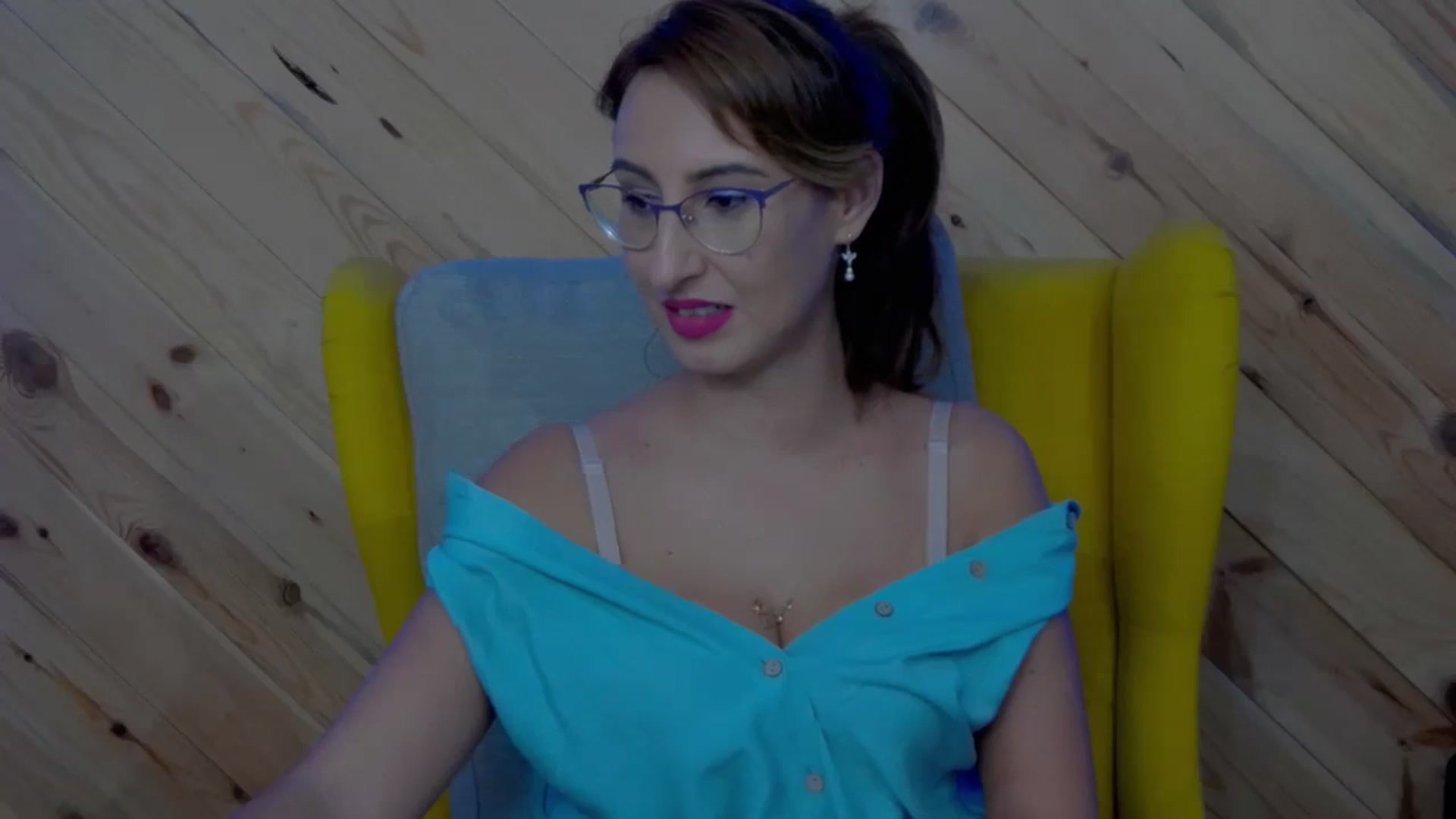 Gallery image thumbnail from LysAddiction's myfreecams stream on, 07/06/2025, 17:50 image 15 of 20