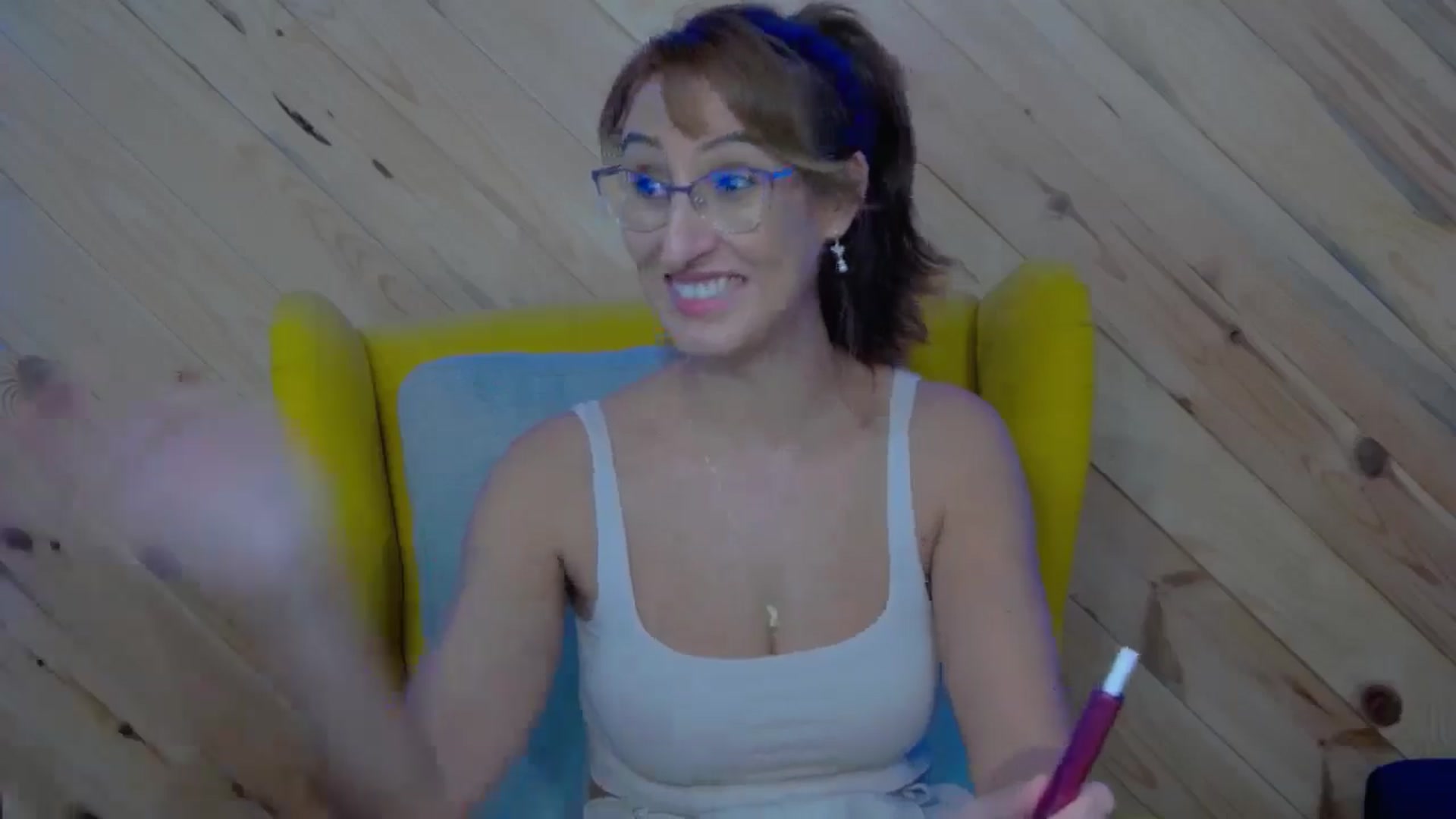 Gallery image thumbnail from LysAddiction's myfreecams stream on, 07/07/2025, 17:38 image 14 of 20