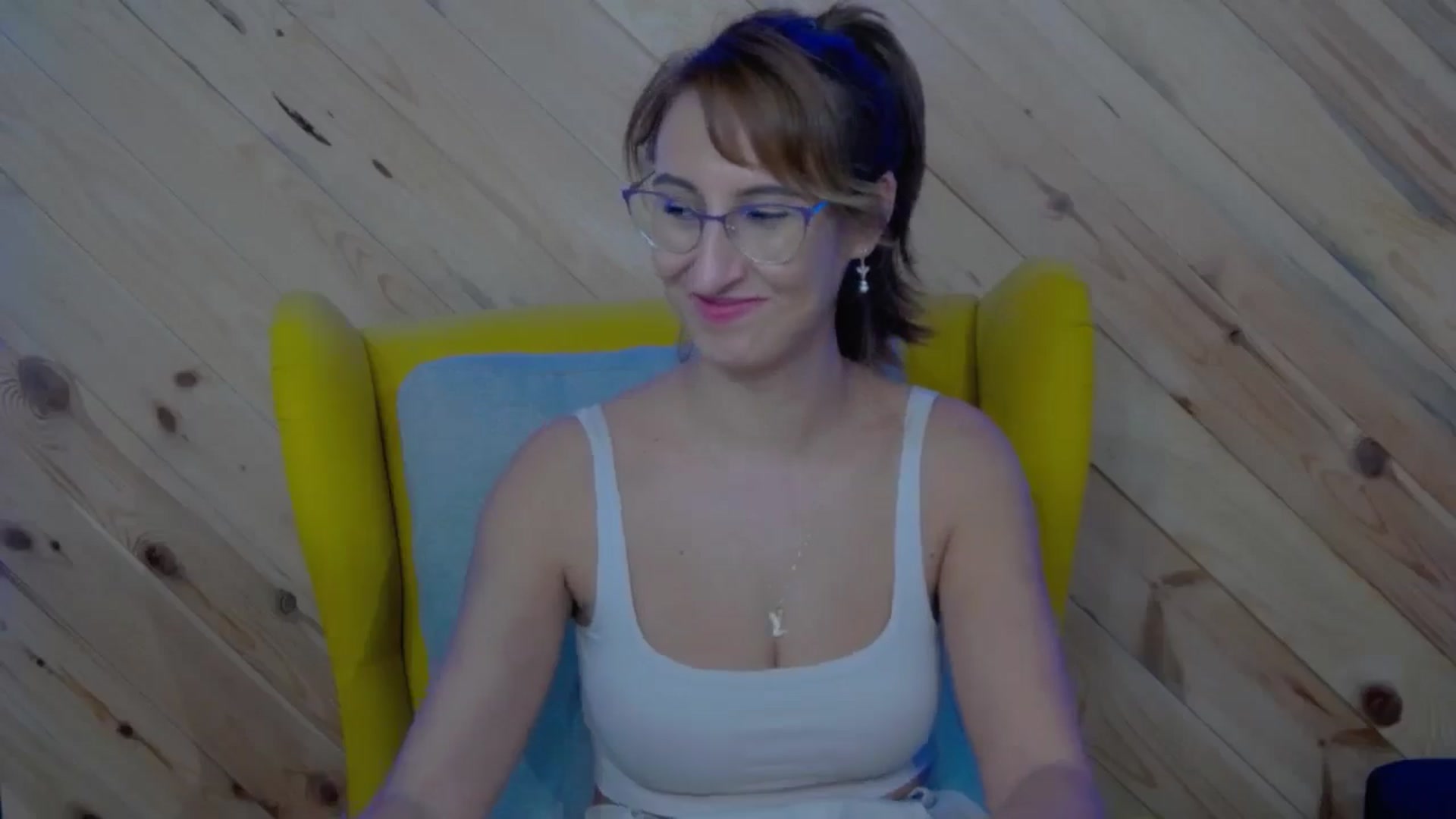 Gallery image thumbnail from LysAddiction's myfreecams stream on, 07/07/2025, 17:38 image 20 of 20