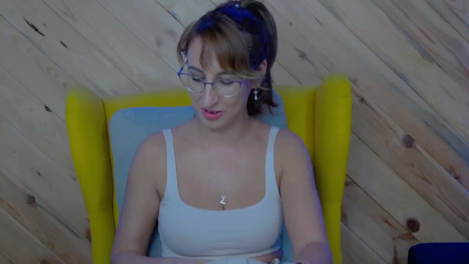 Gallery image thumbnail from LysAddiction's myfreecams stream on, 07/07/2025, 19:03 image 4 of 20