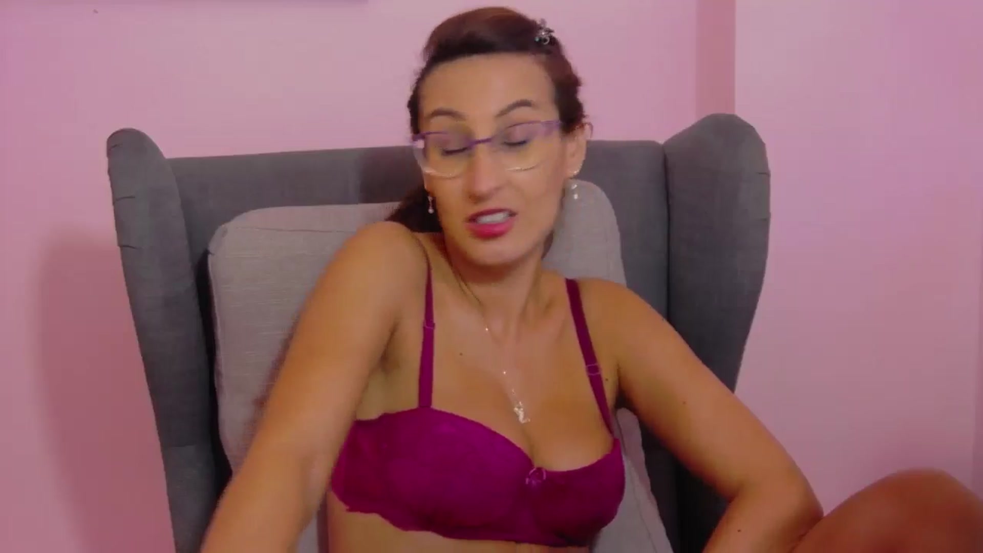 Gallery image thumbnail from LysAddiction's myfreecams stream on, 07/16/2025, 19:06 image 20 of 20