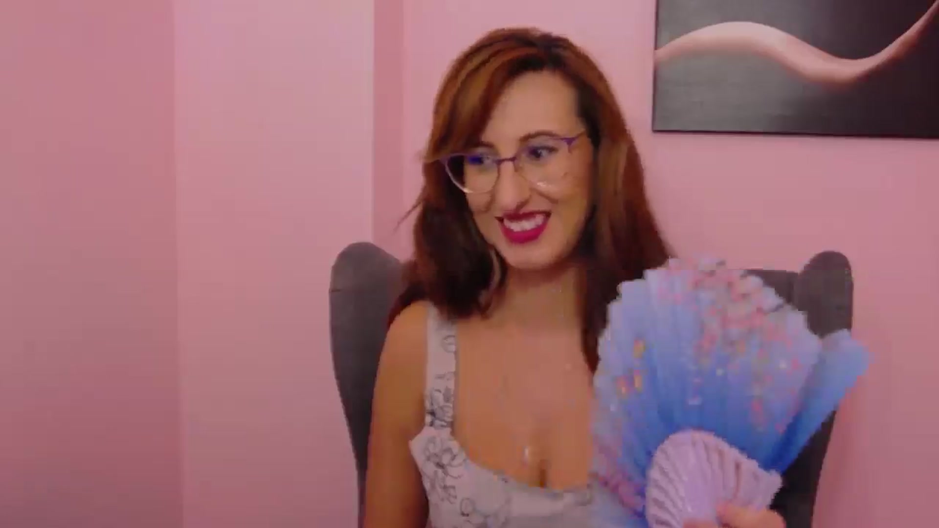 Gallery image thumbnail from LysAddiction's myfreecams stream on, 08/07/2025, 17:27 image 9 of 20