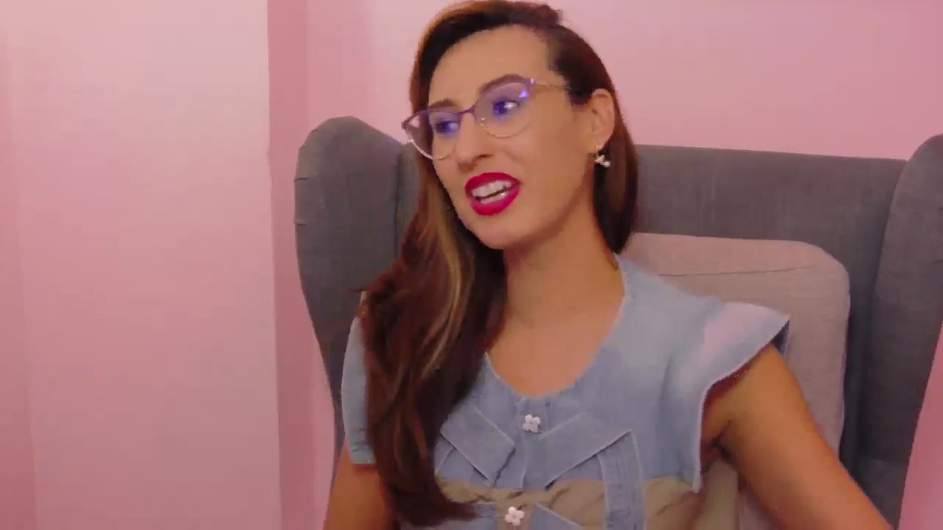 Gallery image thumbnail from LysAddiction's myfreecams stream on, 08/09/2025, 18:28 image 9 of 20