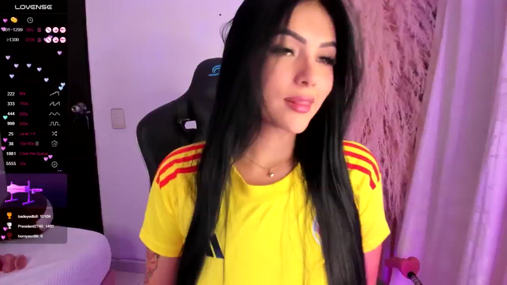 Gallery image thumbnail from Lys_with's myfreecams stream on, 07/11/2024, 09:39 image 12 of 20