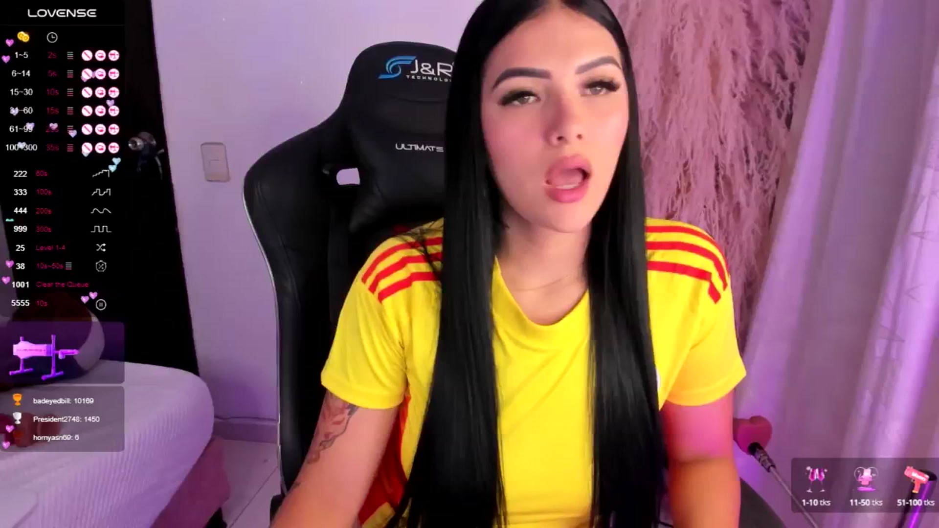 Gallery image thumbnail from Lys_with's myfreecams stream on, 07/11/2024, 09:39 image 14 of 20