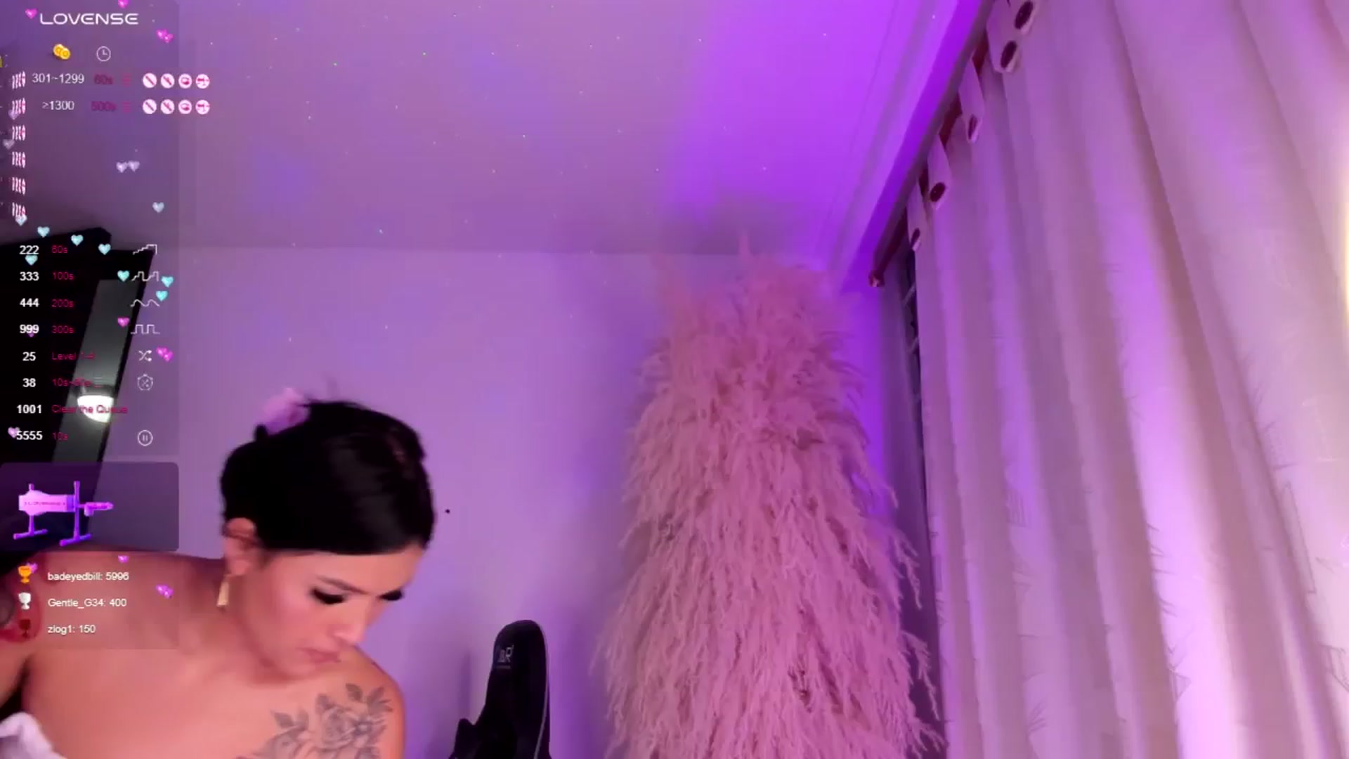Gallery image thumbnail from Lys_with's myfreecams stream on, 08/05/2024, 09:26 image 12 of 20