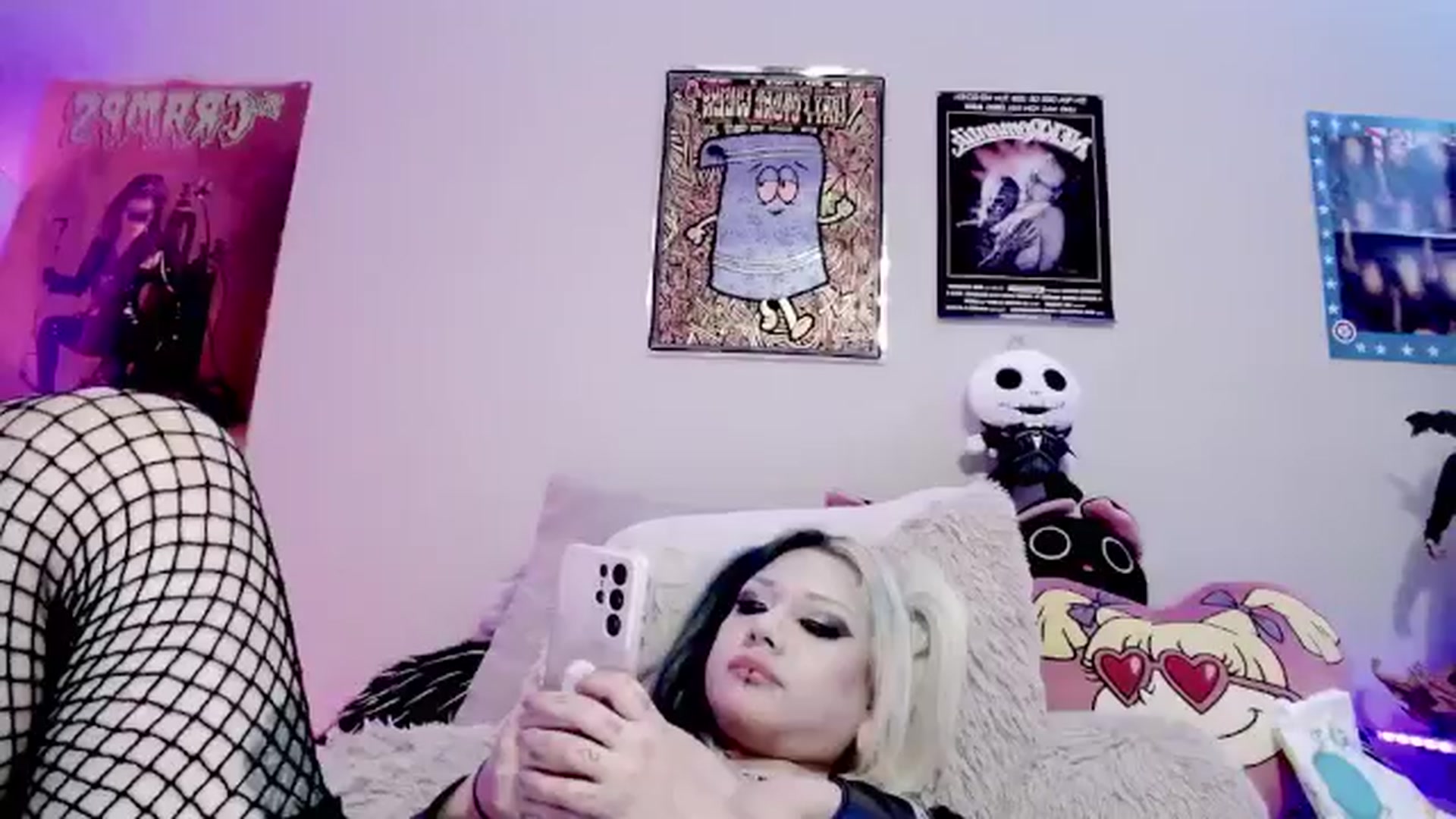 Gallery image thumbnail from Lysergia's myfreecams stream on, 04/13/2024, 17:33 image 11 of 20