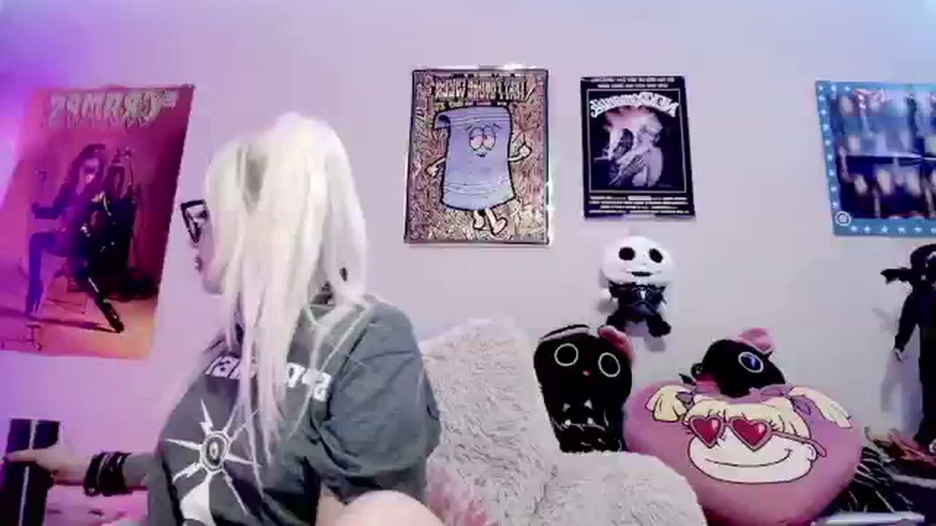Gallery image thumbnail from Lysergia's myfreecams stream on, 04/18/2024, 16:56 image 12 of 20