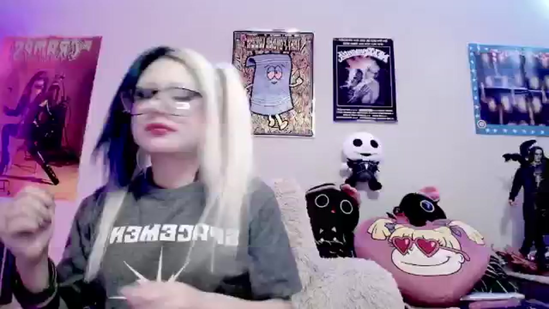 Gallery image thumbnail from Lysergia's myfreecams stream on, 04/18/2024, 16:56 image 13 of 20