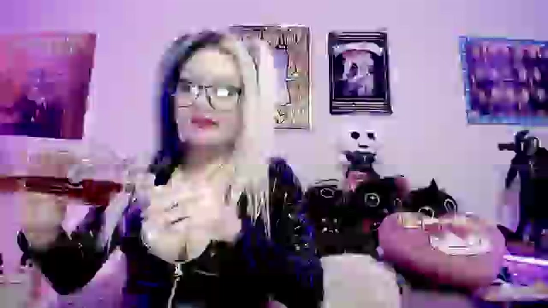 Gallery image thumbnail from Lysergia's myfreecams stream on, 05/03/2024, 22:53 image 15 of 20