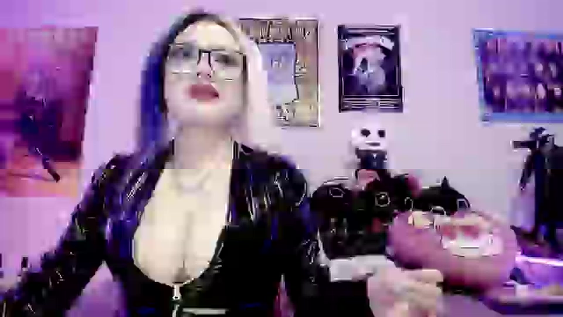 Gallery image thumbnail from Lysergia's myfreecams stream on, 05/03/2024, 22:53 image 12 of 20