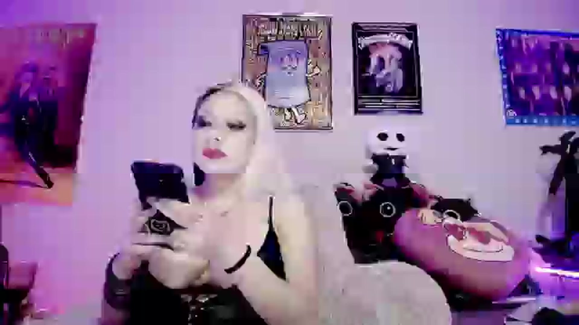 Gallery image thumbnail from Lysergia's myfreecams stream on, 05/17/2024, 22:44 image 12 of 20