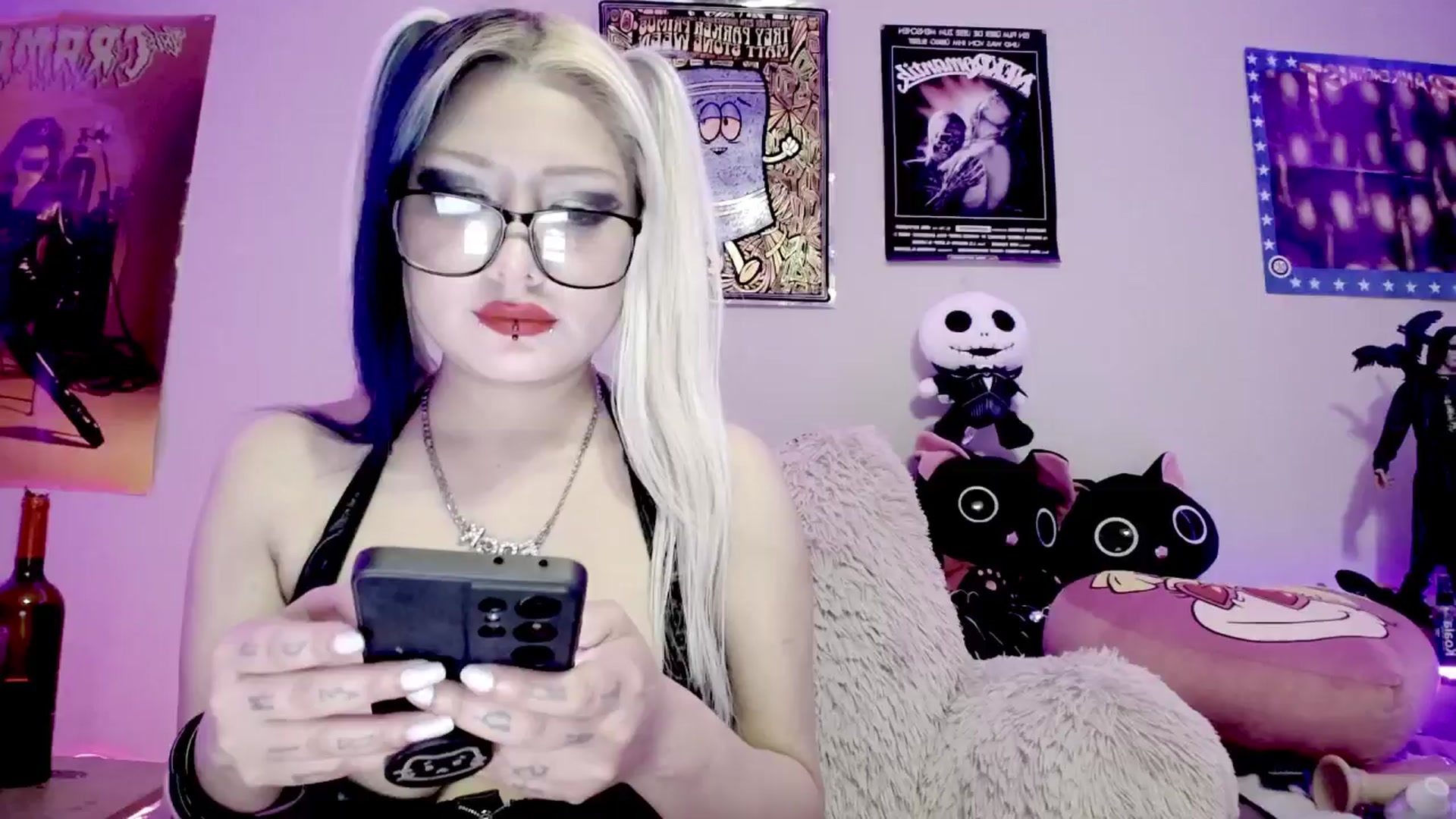 Gallery image thumbnail from Lysergia's myfreecams stream on, 05/28/2024, 09:00 image 1 of 20