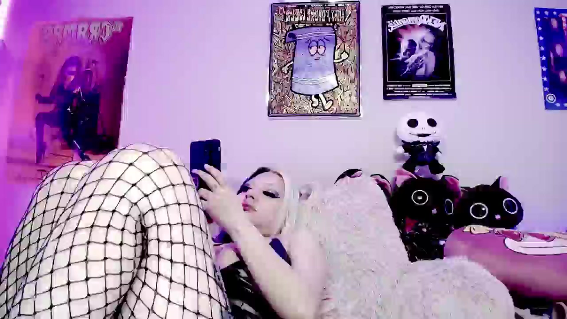 Gallery image thumbnail from Lysergia's myfreecams stream on, 05/28/2024, 09:33 image 18 of 20