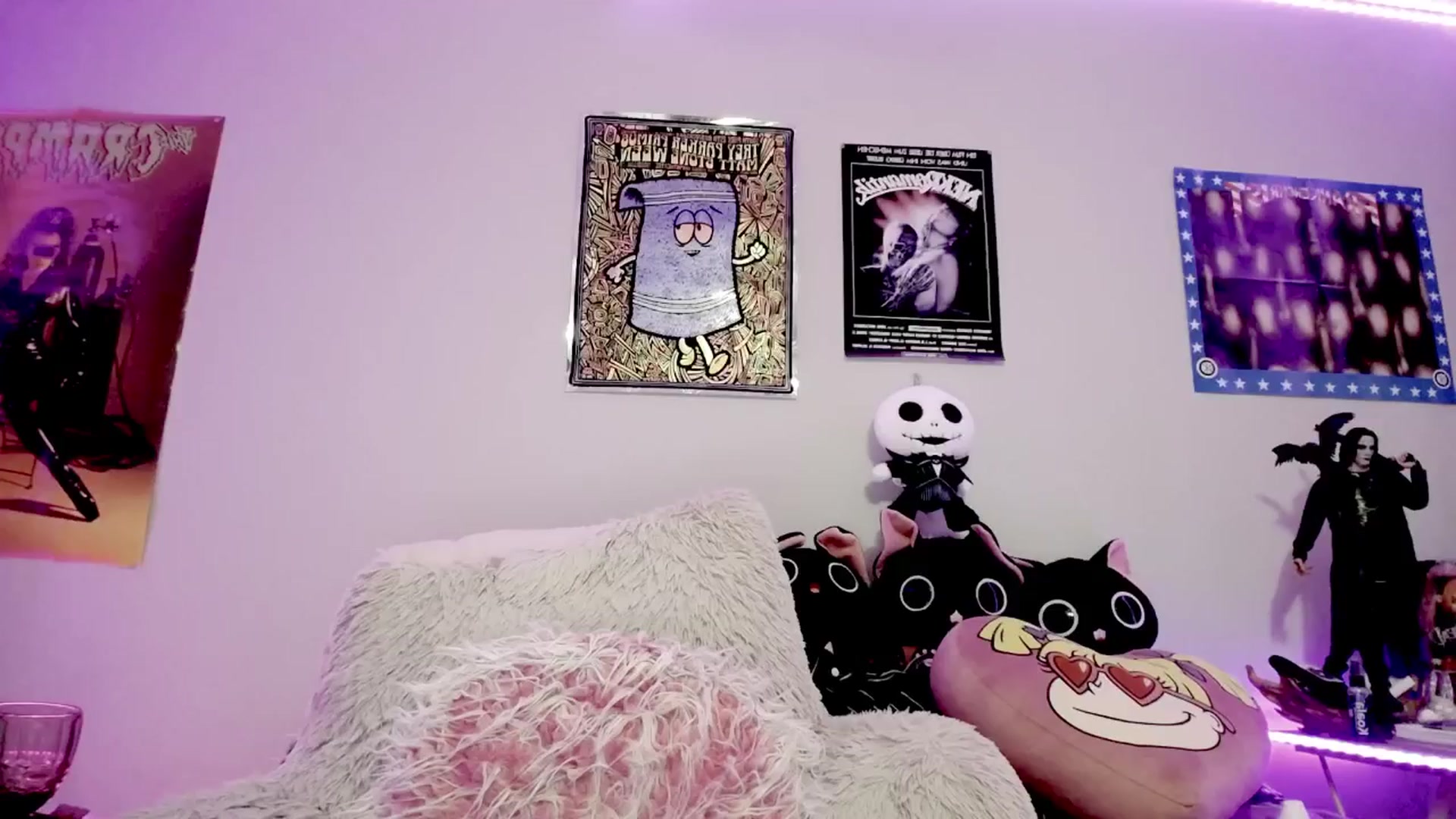 Gallery image thumbnail from Lysergia's myfreecams stream on, 06/14/2024, 19:32 image 6 of 20