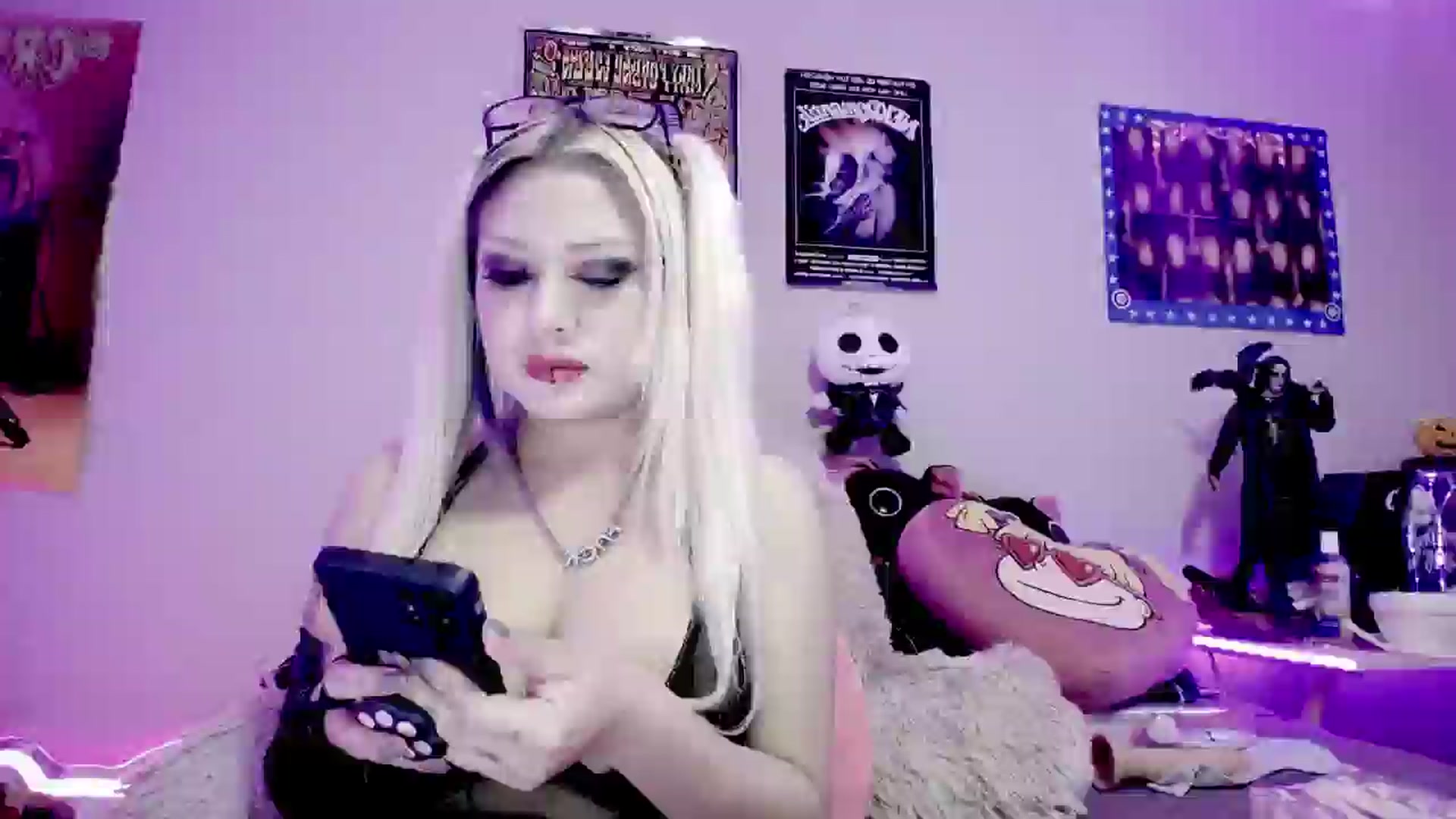 Gallery image thumbnail from Lysergia's myfreecams stream on, 07/31/2024, 10:38 image 2 of 20