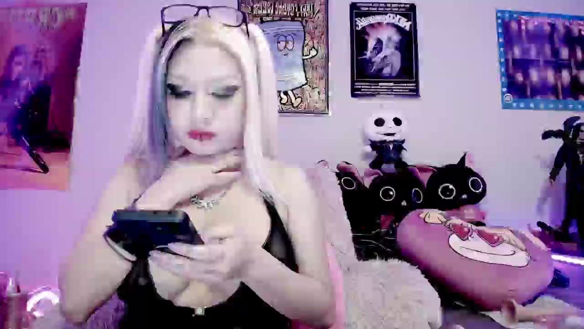 Gallery image thumbnail from Lysergia's myfreecams stream on, 08/09/2024, 12:19 image 11 of 20