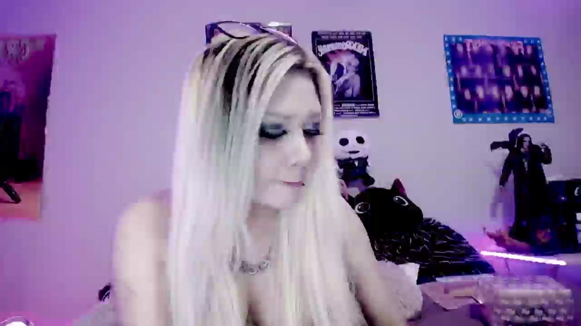 Gallery image thumbnail from Lysergia's myfreecams stream on, 09/20/2024, 06:51 image 6 of 20