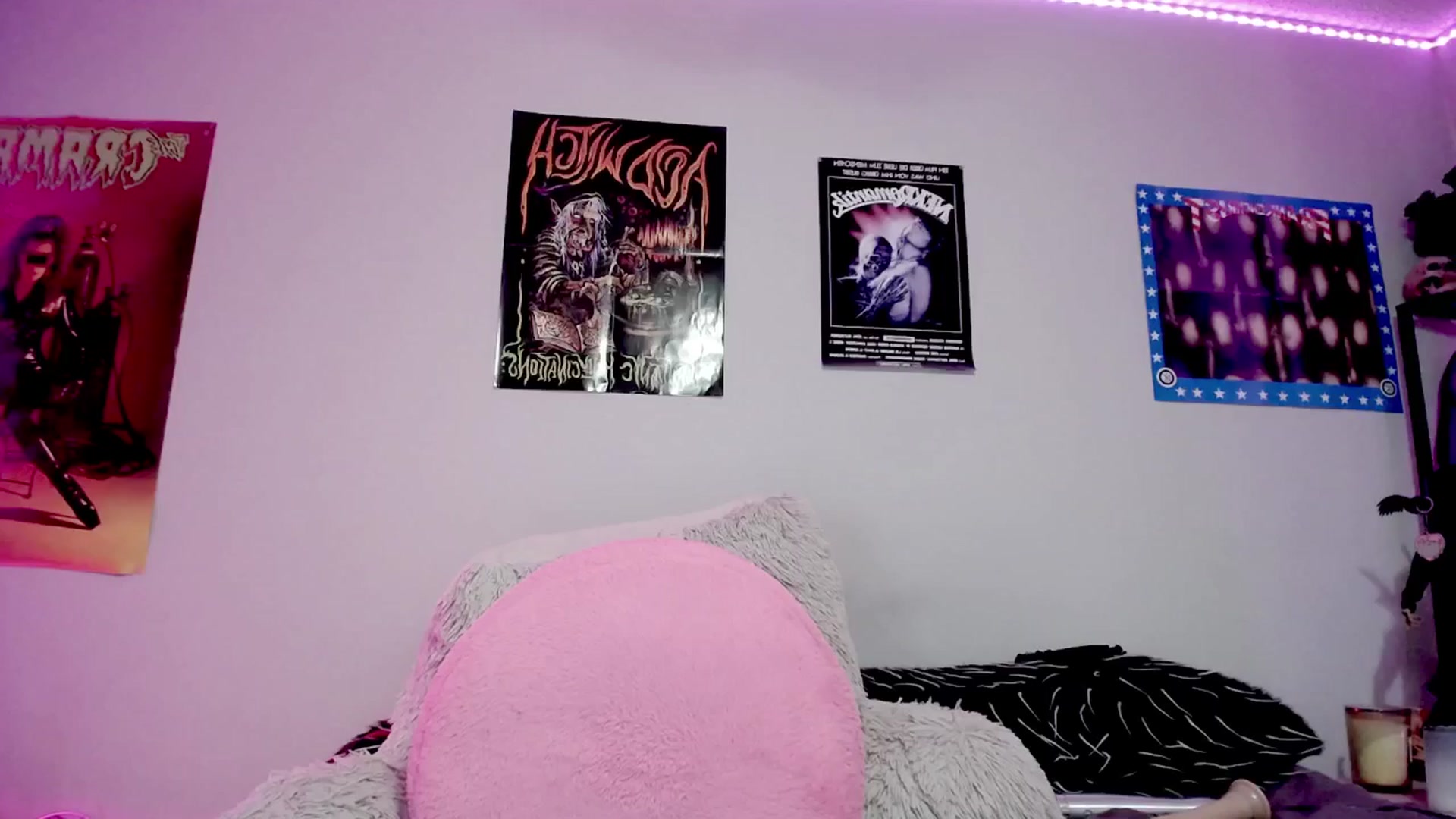 Gallery image thumbnail from Lysergia's myfreecams stream on, 09/26/2025, 22:20 image 15 of 20