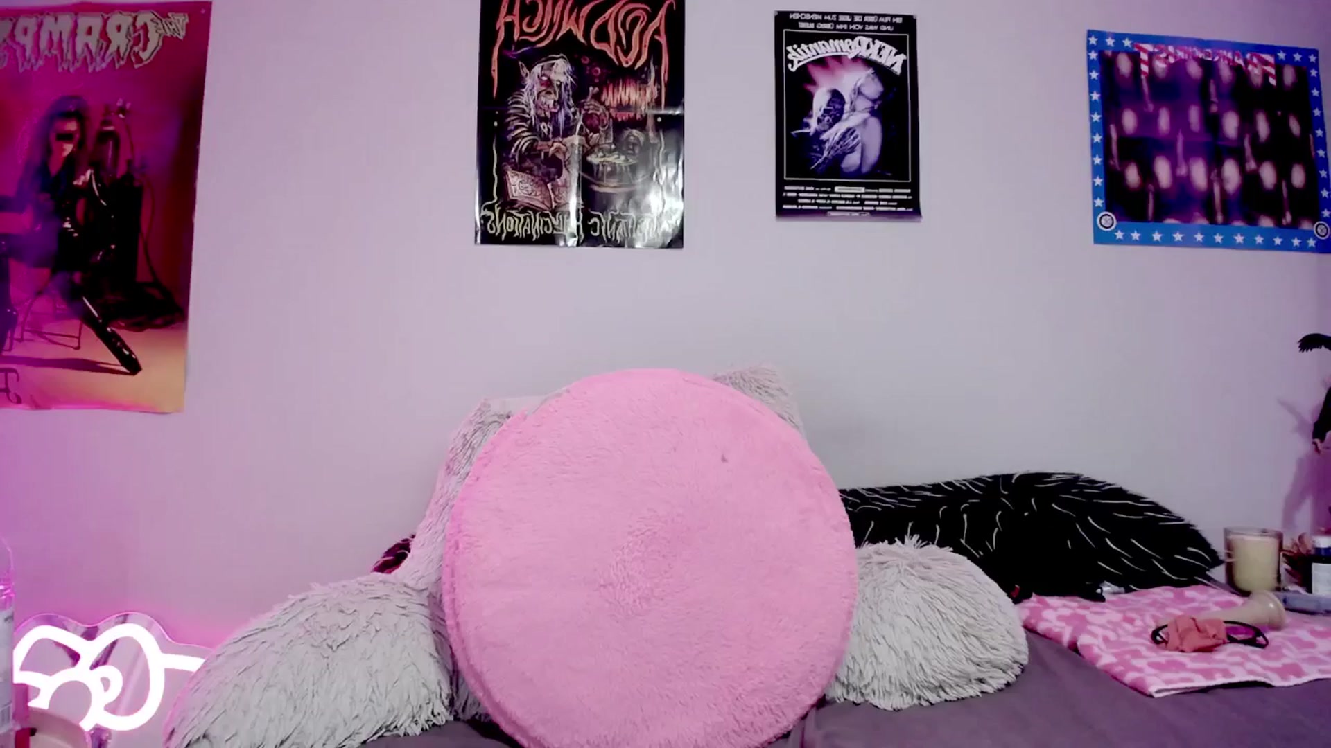 Gallery image thumbnail from Lysergia's myfreecams stream on, 10/07/2025, 23:25 image 1 of 20