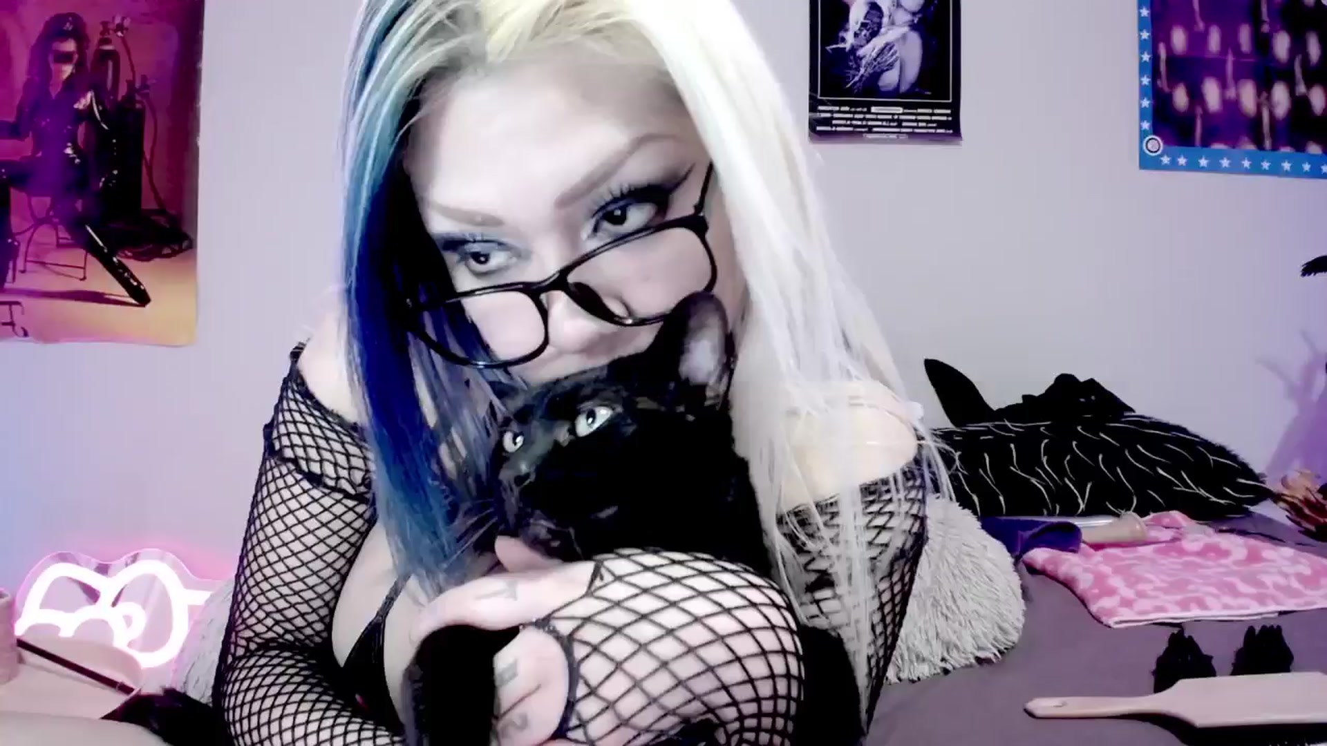 Gallery image thumbnail from Lysergia's myfreecams stream on, 10/12/2025, 04:47 image 10 of 20