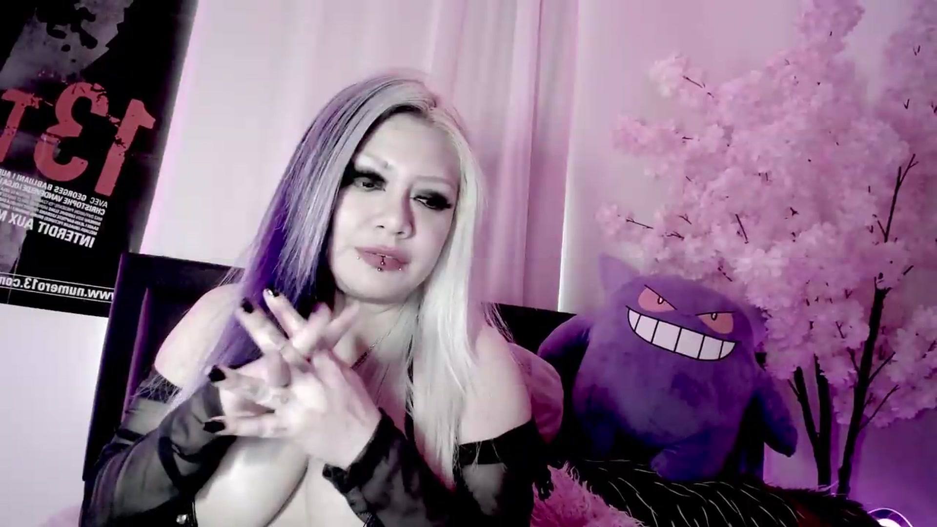 Gallery image thumbnail from Lysergia's myfreecams stream on, 07/22/2026, 21:03 image 17 of 20
