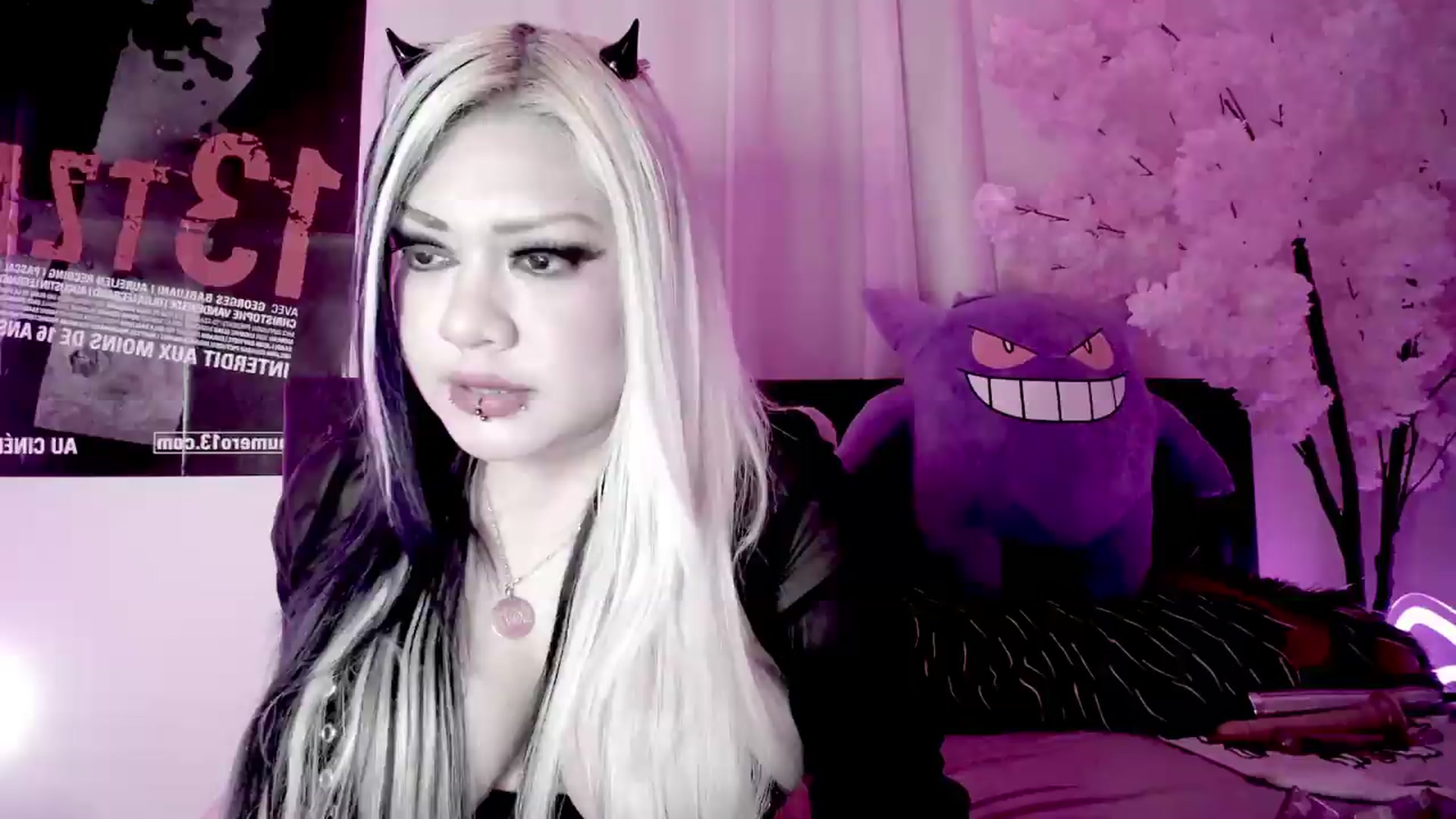 Gallery image thumbnail from Lysergia's myfreecams stream on, 08/08/2026, 15:16 image 14 of 20