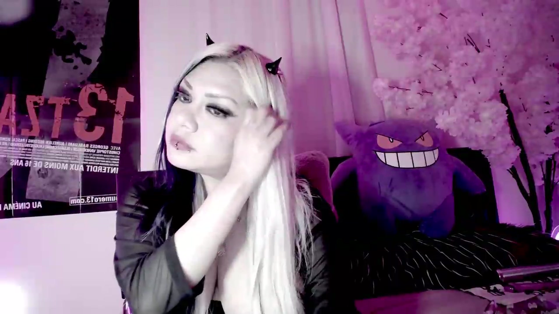 Gallery image thumbnail from Lysergia's myfreecams stream on, 08/08/2026, 16:07 image 3 of 20