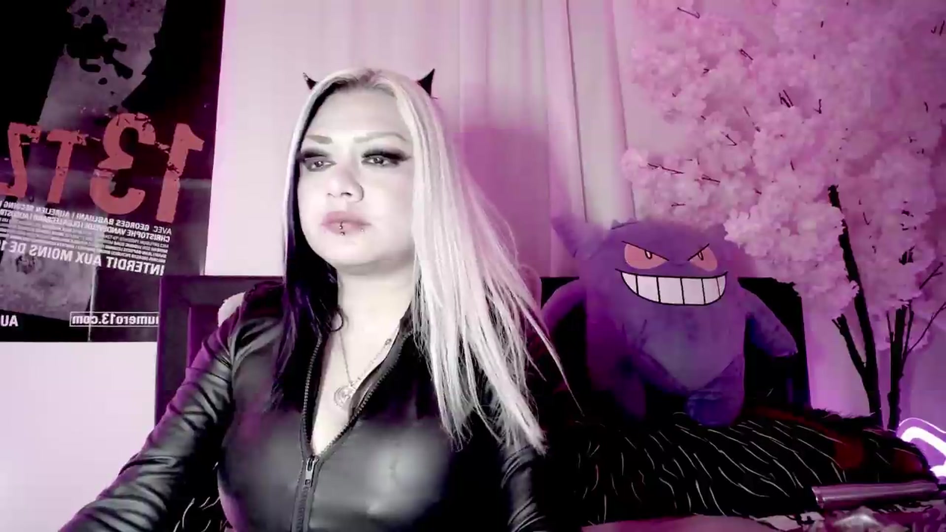 Gallery image thumbnail from Lysergia's myfreecams stream on, 08/08/2026, 16:07 image 11 of 20