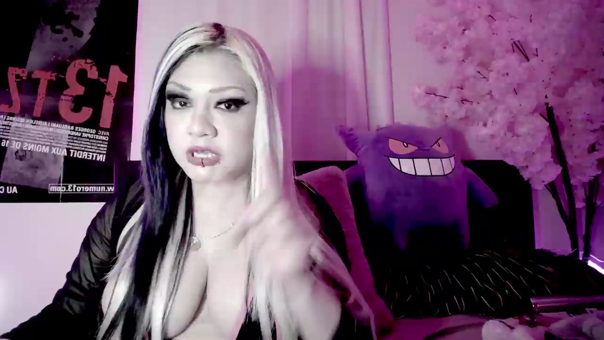 Gallery image thumbnail from Lysergia's myfreecams stream on, 08/10/2026, 24:47 image 11 of 20