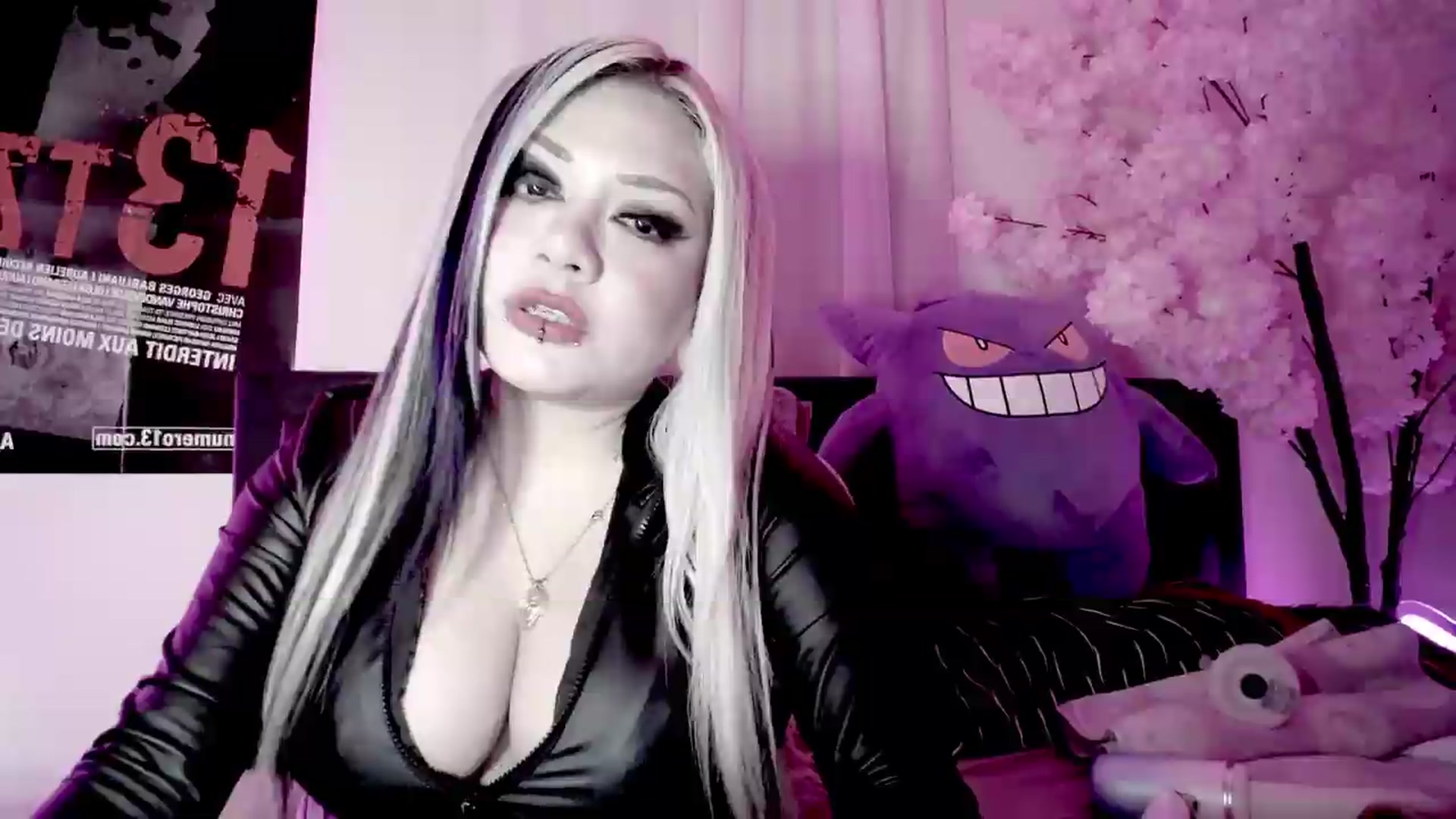 Gallery image thumbnail from Lysergia's myfreecams stream on, 08/21/2026, 03:39 image 11 of 20
