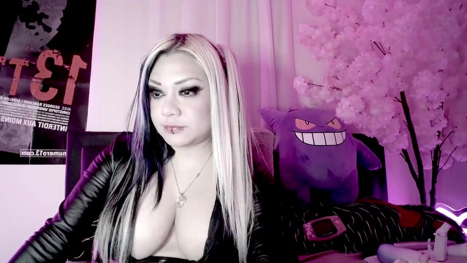 Gallery image thumbnail from Lysergia's myfreecams stream on, 08/21/2026, 04:22 image 11 of 20