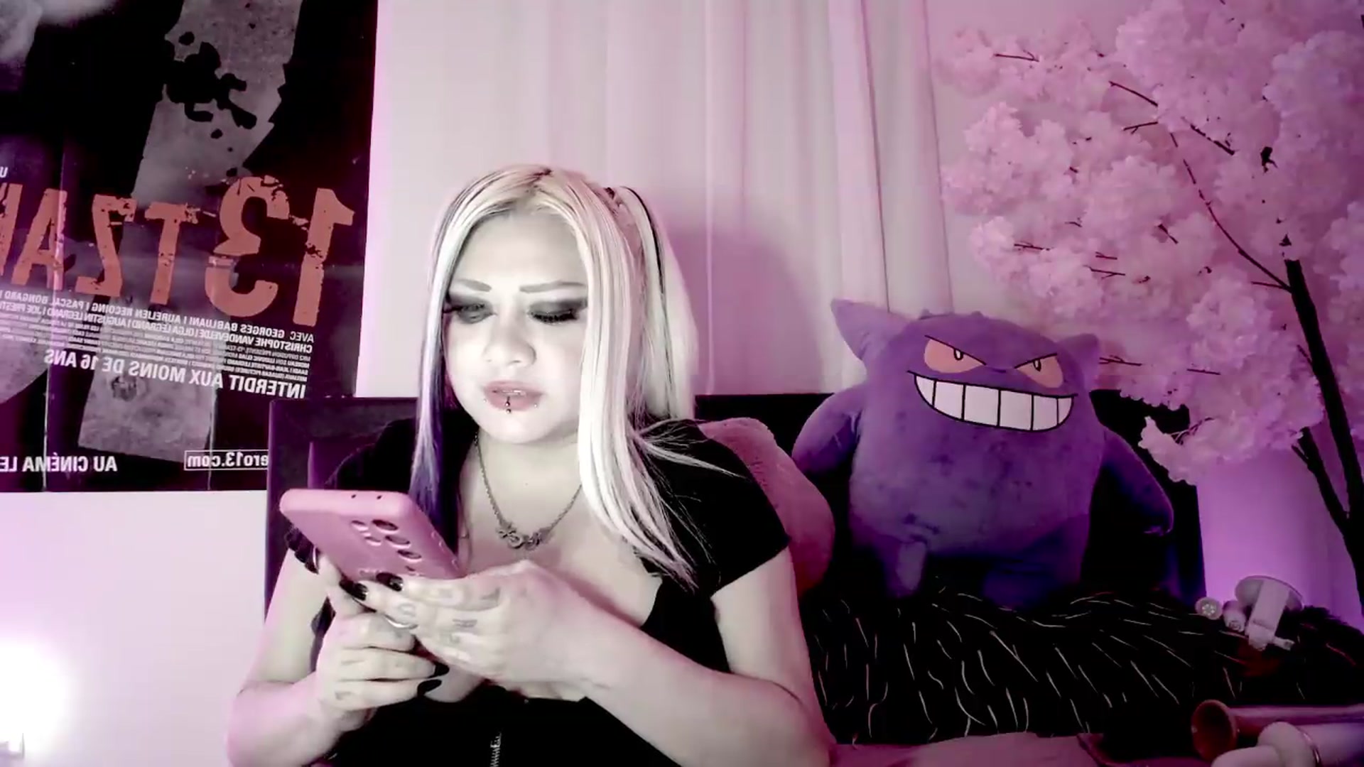 Gallery image thumbnail from Lysergia's myfreecams stream on, 09/03/2026, 23:20 image 8 of 20