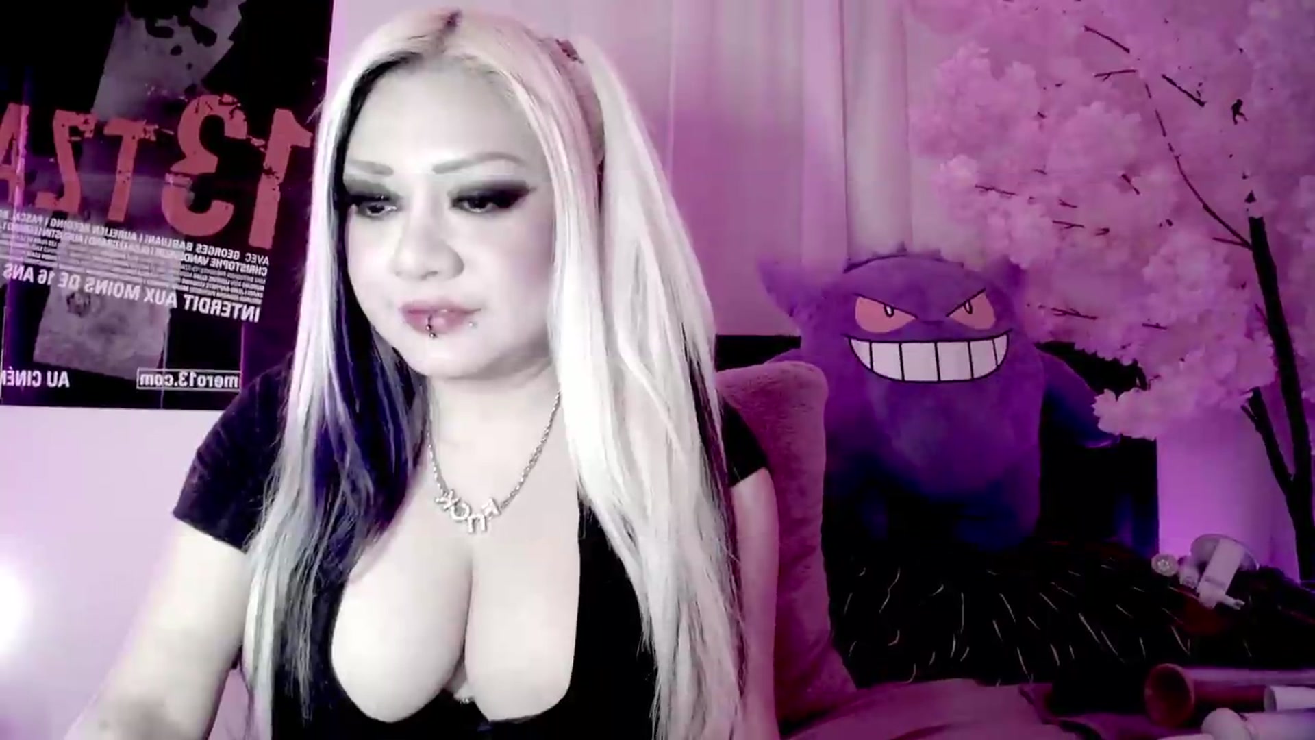 Gallery image thumbnail from Lysergia's myfreecams stream on, 09/04/2026, 19:46 image 6 of 20