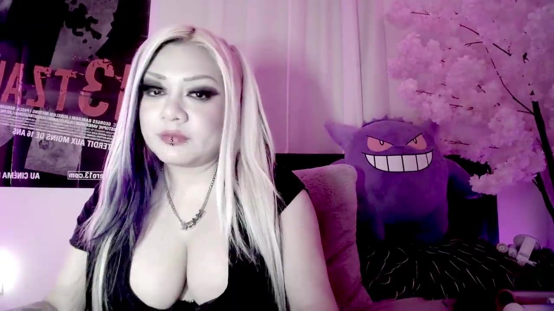 Gallery image thumbnail from Lysergia's myfreecams stream on, 09/04/2026, 19:46 image 9 of 20