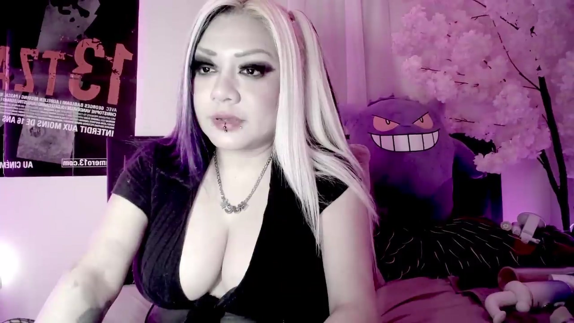 Gallery image thumbnail from Lysergia's myfreecams stream on, 09/04/2026, 20:21 image 8 of 20