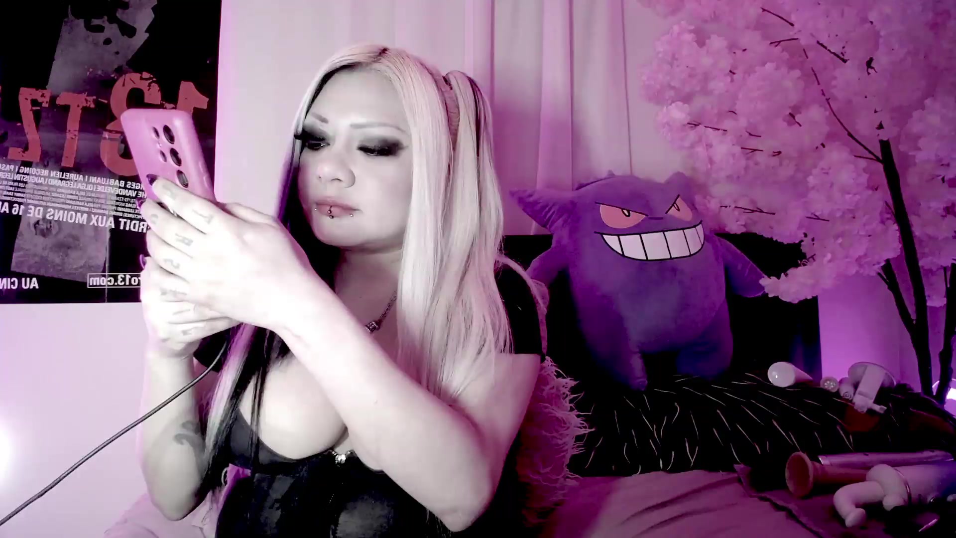 Gallery image thumbnail from Lysergia's myfreecams stream on, 09/05/2026, 05:59 image 8 of 20