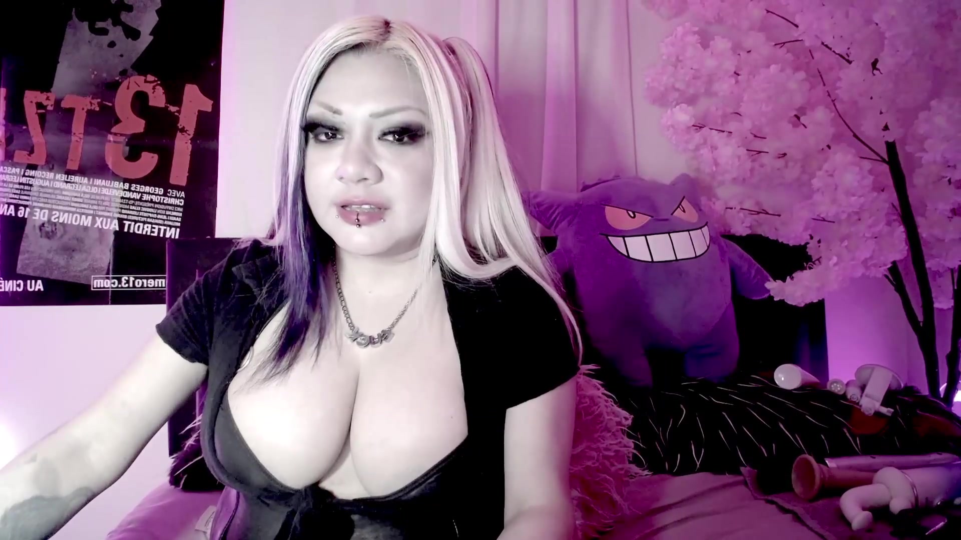 Gallery image thumbnail from Lysergia's myfreecams stream on, 09/05/2026, 05:59 image 15 of 20