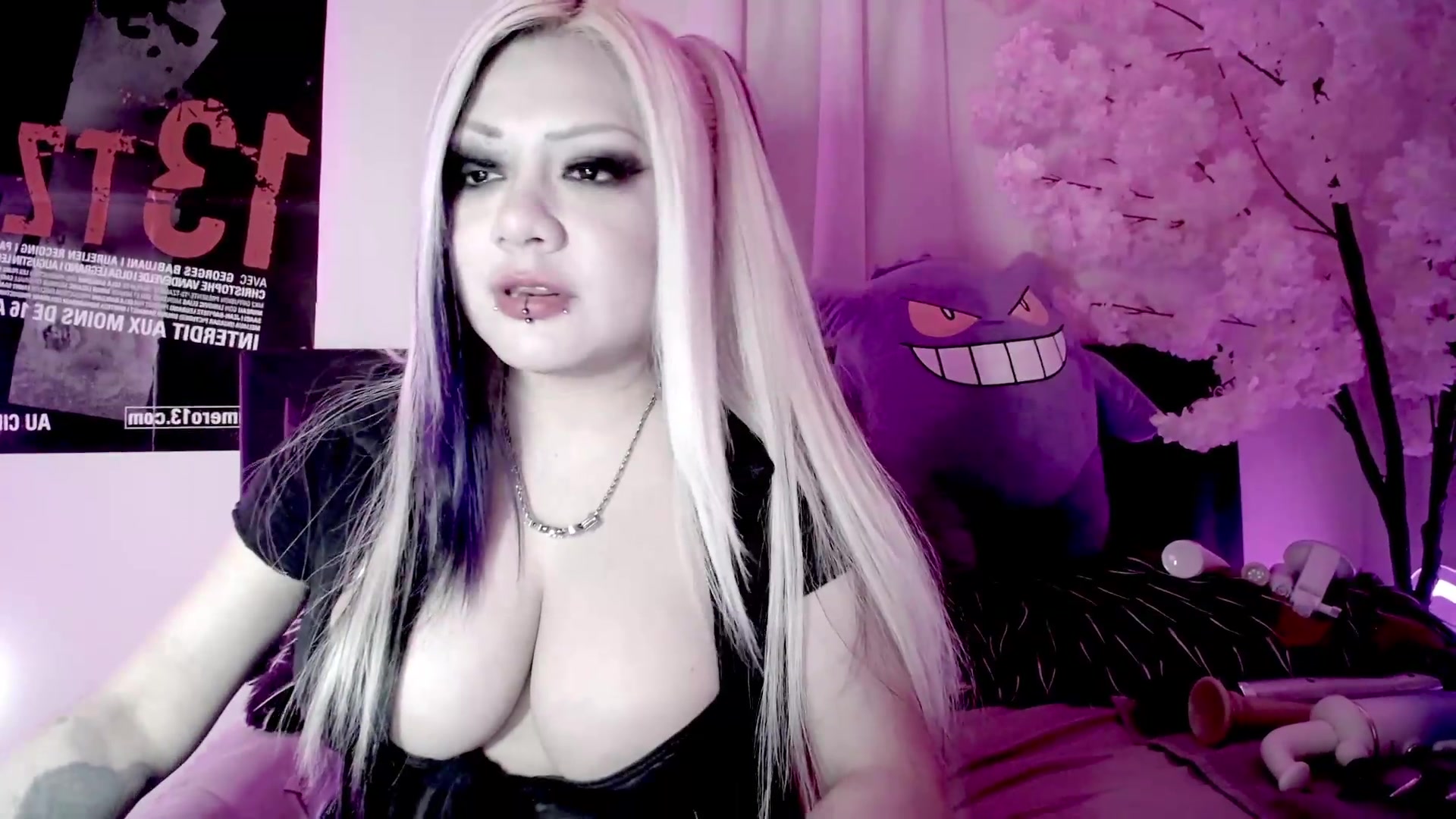 Gallery image thumbnail from Lysergia's myfreecams stream on, 09/05/2026, 05:59 image 11 of 20