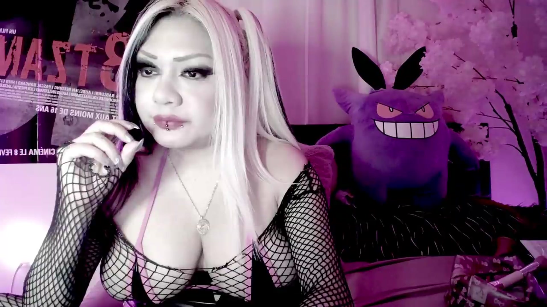 Gallery image thumbnail from Lysergia's myfreecams stream on, 09/12/2026, 11:02 image 11 of 20