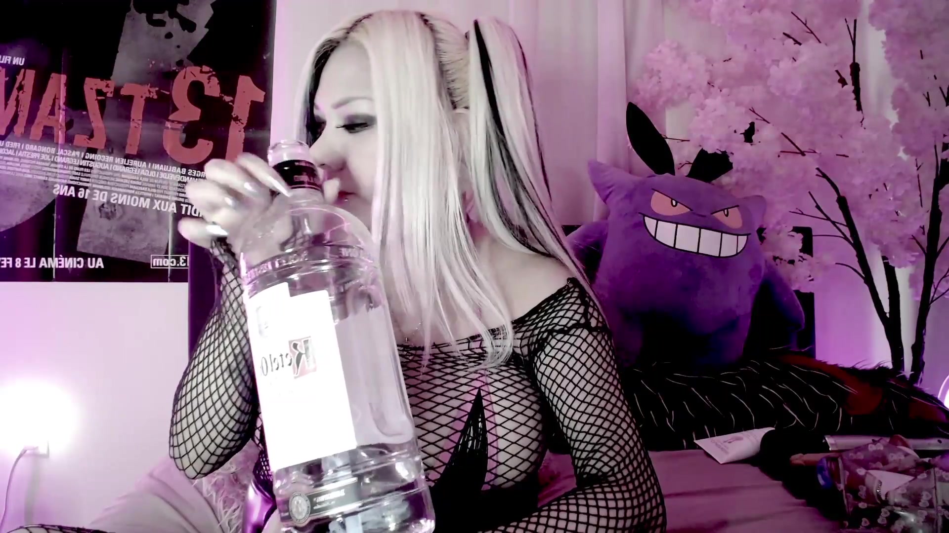 Gallery image thumbnail from Lysergia's myfreecams stream on, 09/12/2026, 22:37 image 11 of 20
