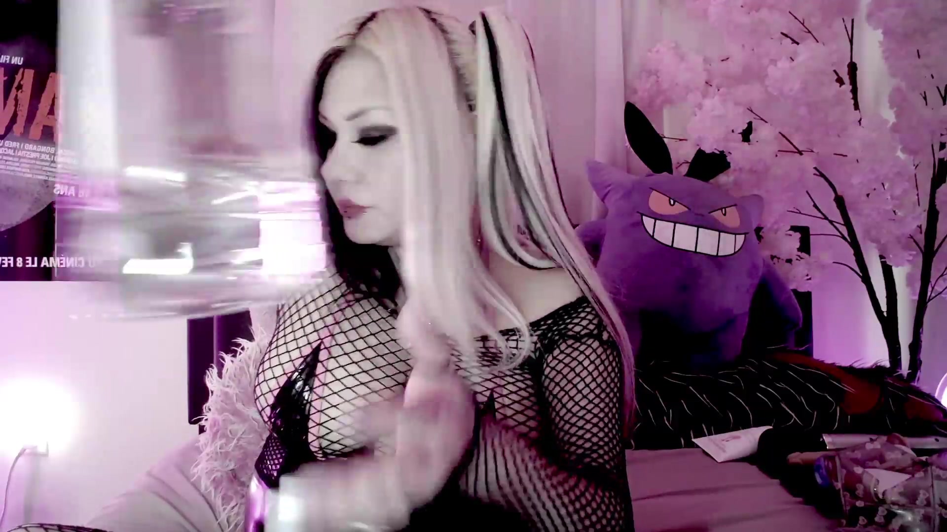 Gallery image thumbnail from Lysergia's myfreecams stream on, 09/12/2026, 22:37 image 13 of 20